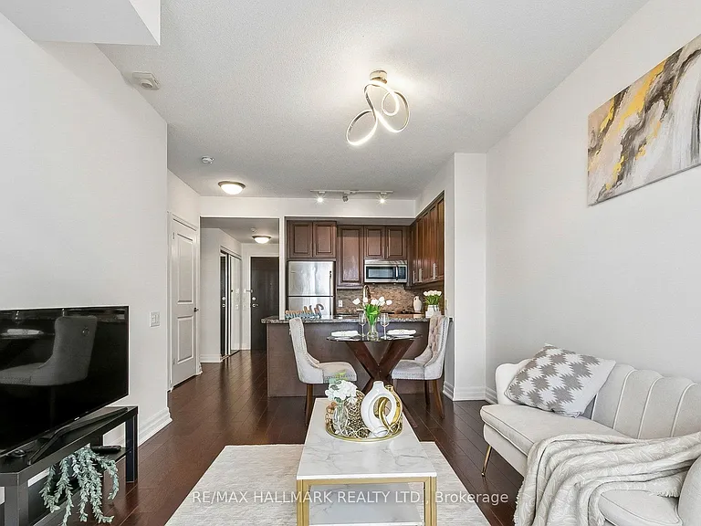 17 Ruddington Dr #705 — Photo 5