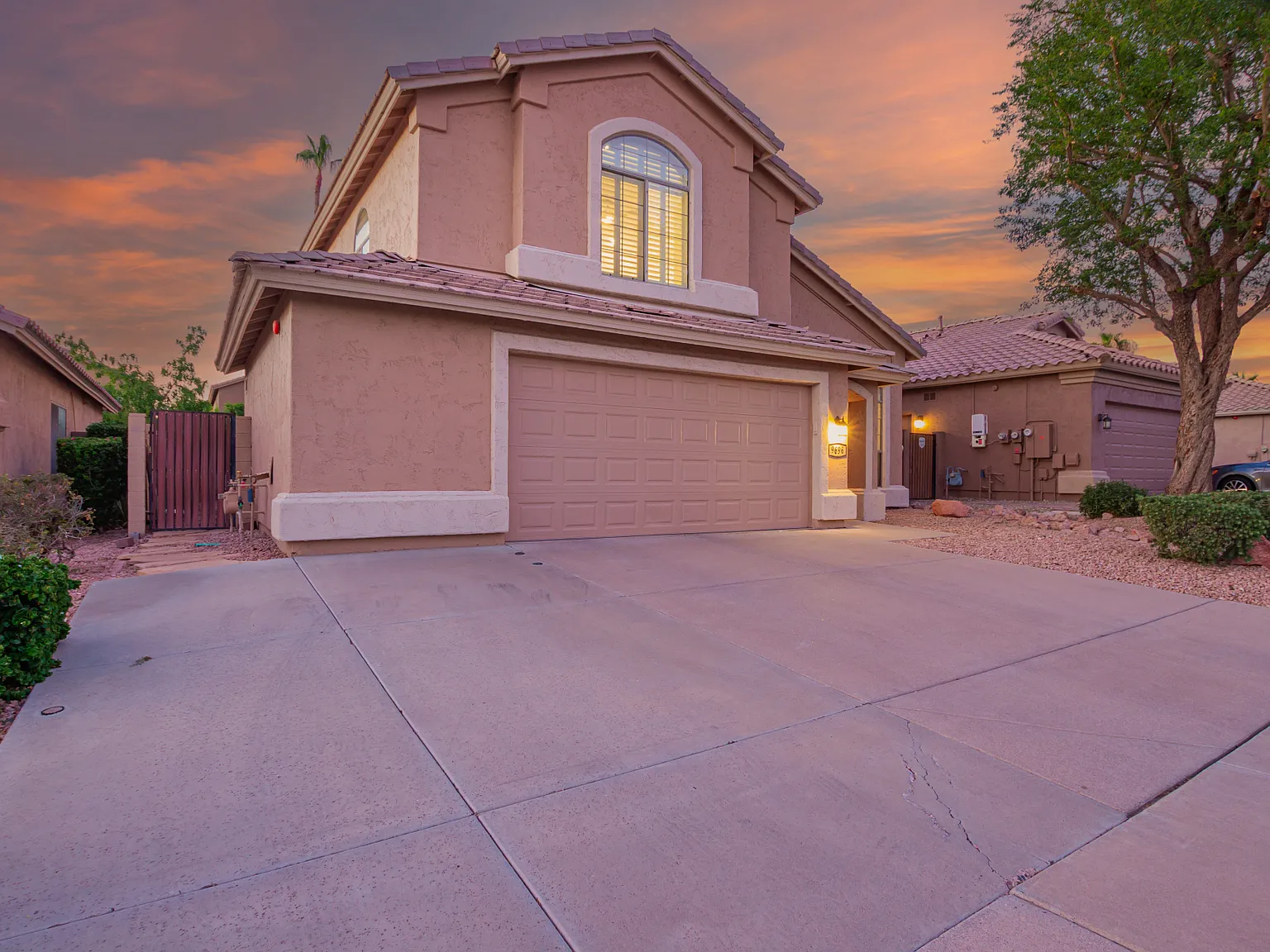 3 bed, 2.5 bath, 2096 sqft, $3,800 — Photo 4