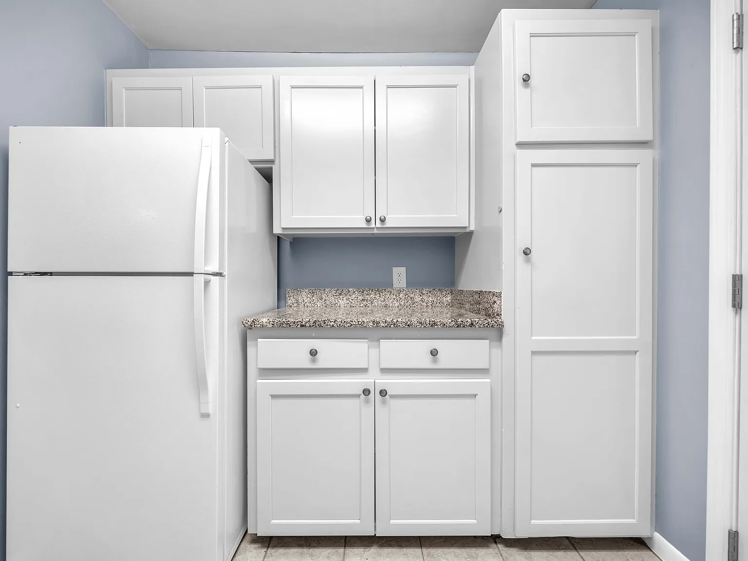 2 bed, 970 sqft, $1,495 — Photo 2