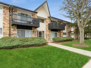 14B Kingery Quarter APT 106, Willowbrook, IL 60527
