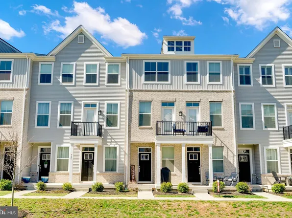 928 Anvil Ct, Phoenixville, PA 19460