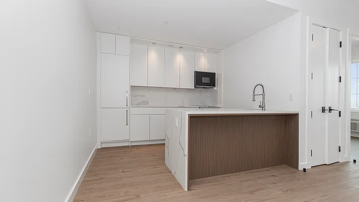 Rented by Nooklyn NYC LLC | media 84