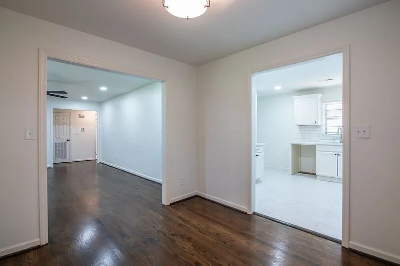 4 bed, 2.0 bath, 2200 sqft, $2,599 — Photo 4