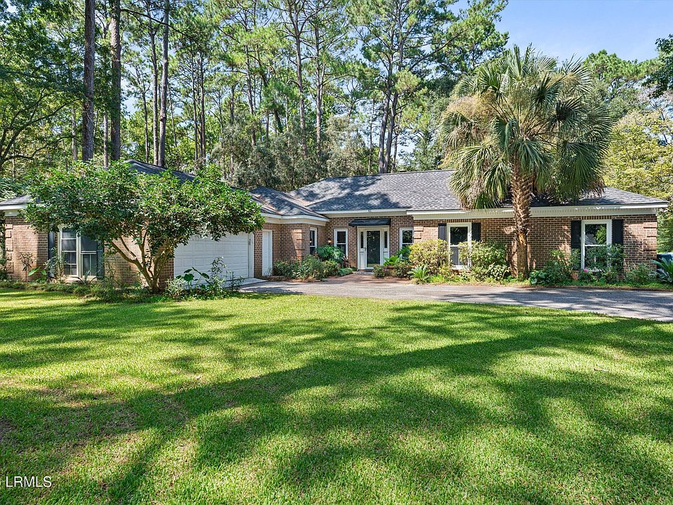 1st image of 61 Wade Hampton Drive