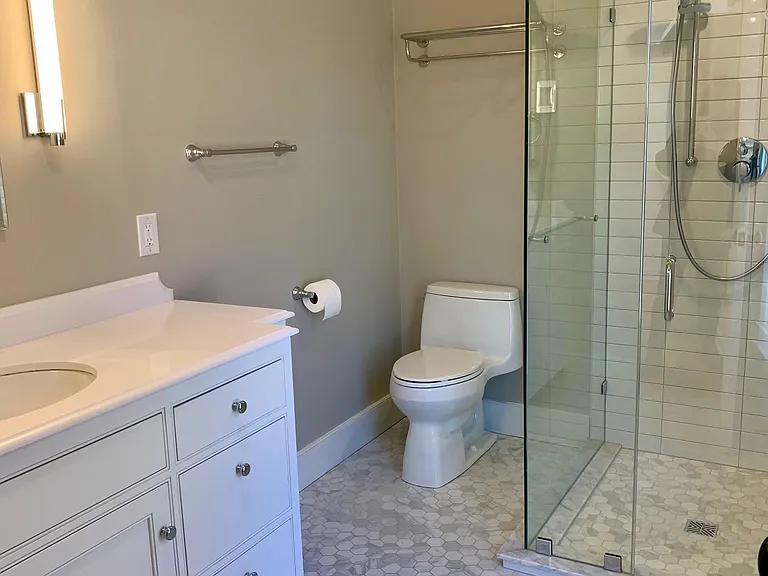 652 Ivy Hl — Photo 9