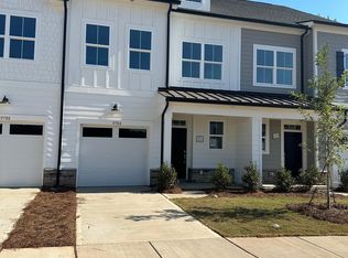 9704 Munsing Dr, Charlotte, NC 28269