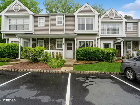 17 Canidae Court, Tinton Falls, NJ 07753