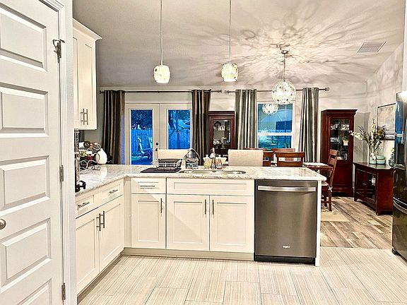 Open Kitchen