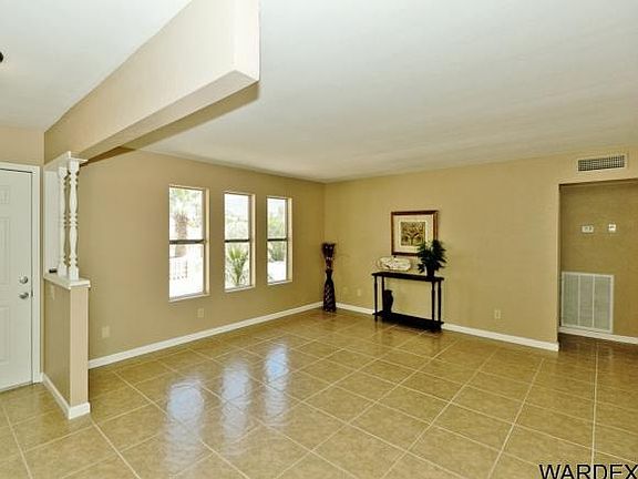 4th image of 3530 Bluecrest Dr