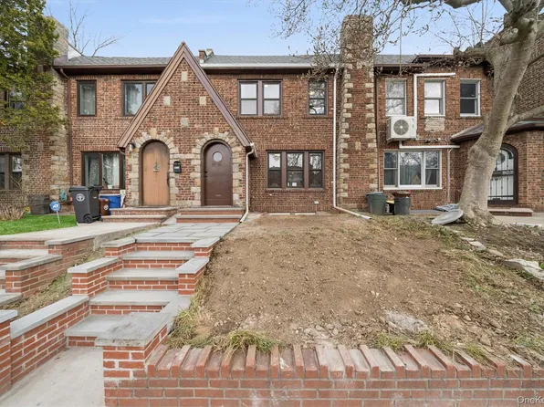 85-55 67Th Road, Rego Park, NY 11374