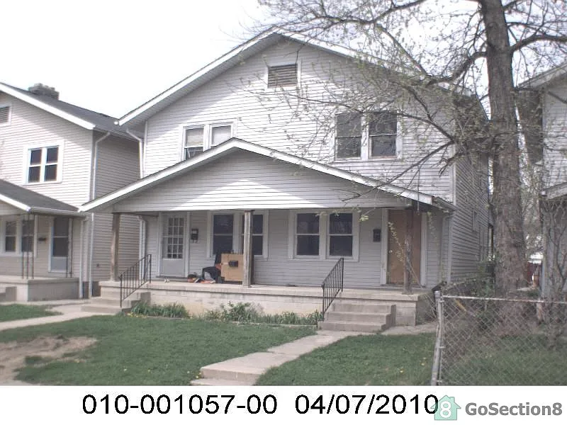 694-696 Sheldon Ave photo 1