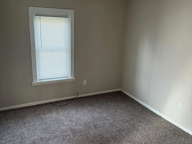 4604 Johnson Ave — Photo 22