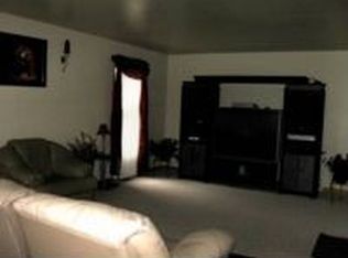 310 N 129th Infantry Dr, Joliet, IL 60435