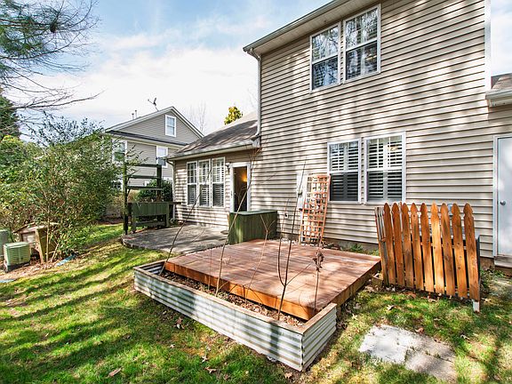 4th image of 7602 Morrell Ln