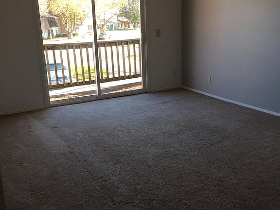 Living room (view from Kitchen)