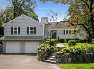 20 Carleton St, Greenwich, CT 06830