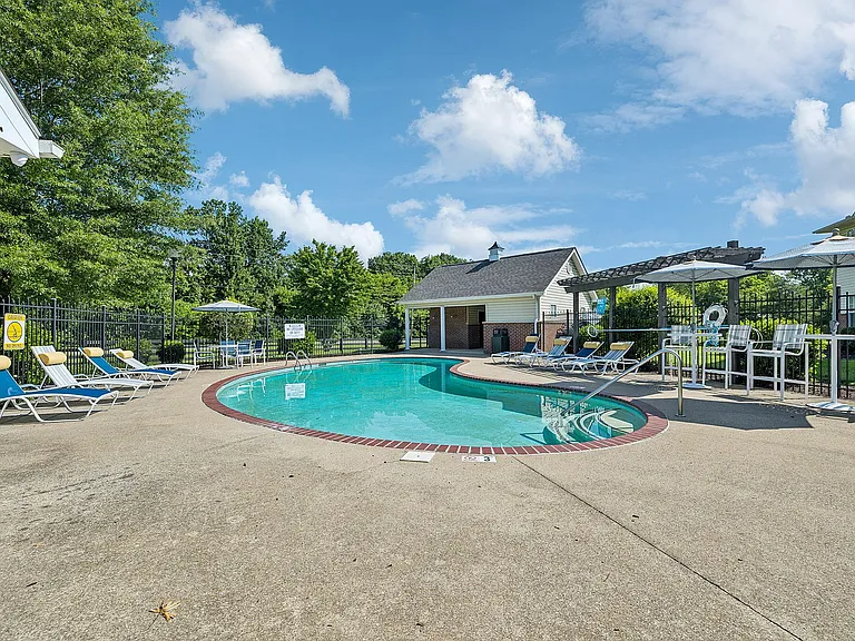 Meadows of Lebanon Apartments — Photo 17