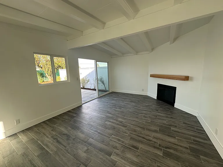 5137 Derrick Ct — Photo 5