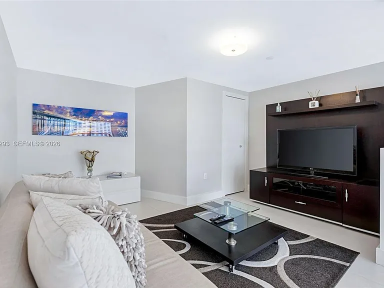 200 Biscayne Boulevard Way #504 — Photo 18