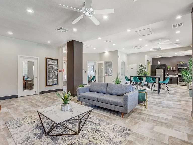 Parkway at Silverado Ranch — Photo 4