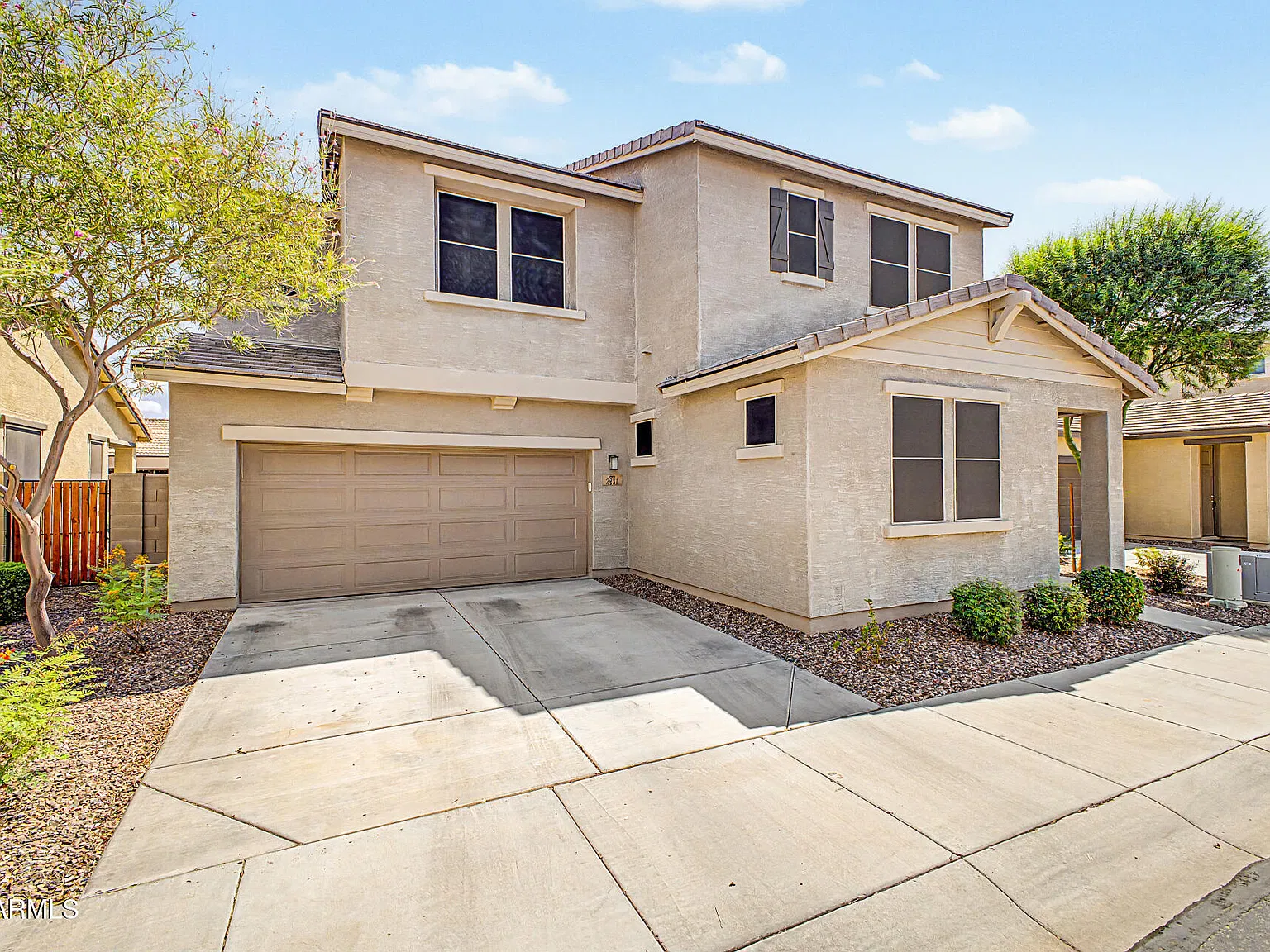 3 bed, 2.5 bath, 1709 sqft, $2,200 — Photo 2