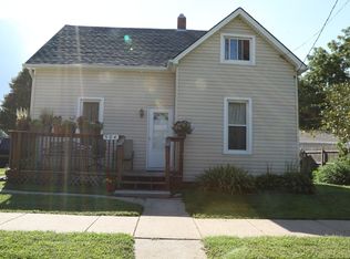 504 N 9th St, Council Bluffs, IA 51503