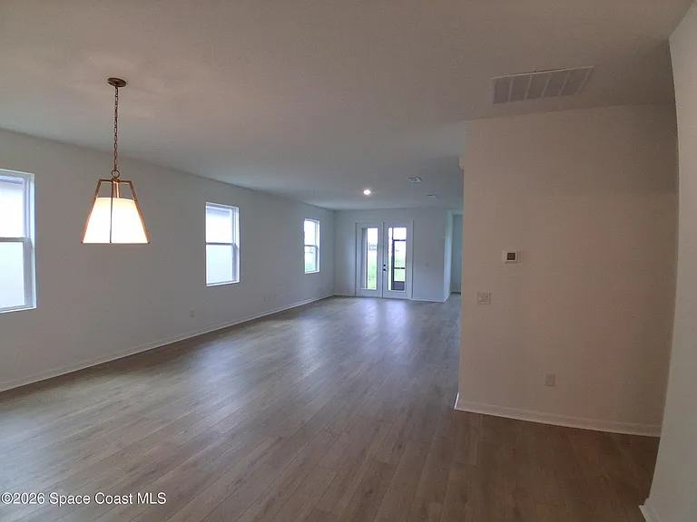 4362 Dockyard Dr — Photo 2