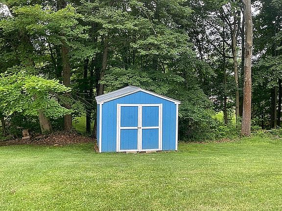 5th image of 134 Brandy Dr