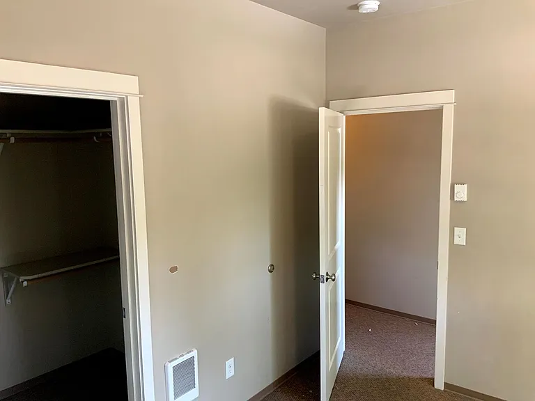 585 E 14th Ave #5 — Photo 13