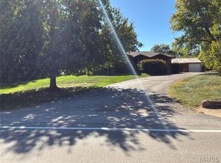1421 & 1435 Schoettler Rd, Chesterfield, MO 63017