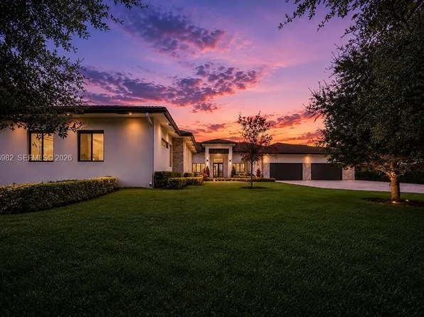 11861 NW 9th St, Plantation, FL 33325