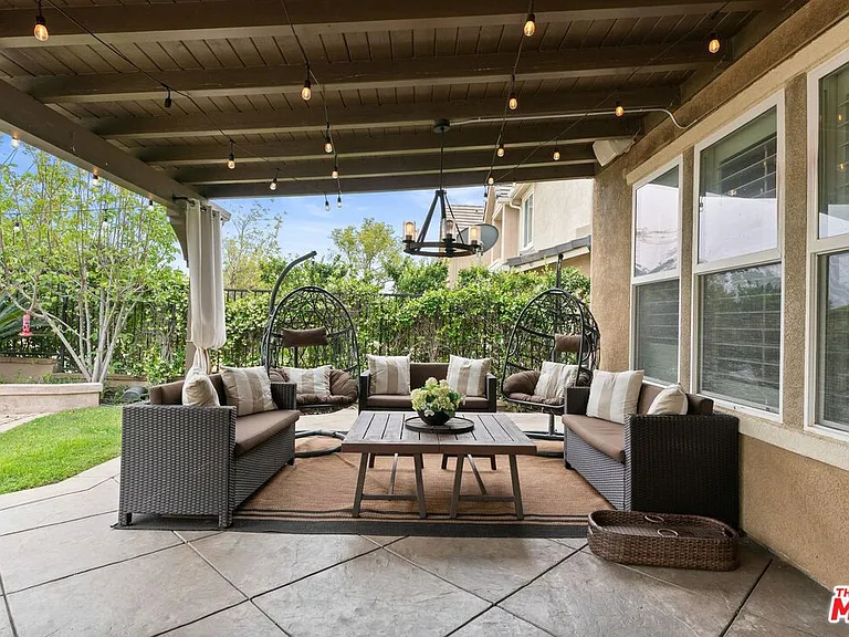 11564 Apulia Ct — Photo 46
