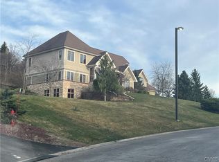 6011 Westcliffe Rd, Jamesville, NY 13078