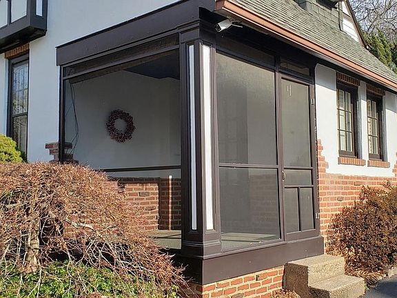4th image of 116 Renfrew Ave