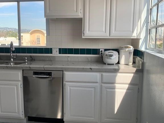 5th image of 9017 Alcott St APT 306