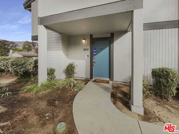 6525 Twin Circle Ln Unit 5, Simi Valley, CA 93063