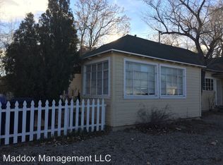 823 11th St NW, Albuquerque, NM 87102