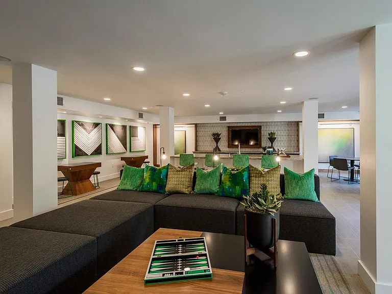 6tenEast Clubroom