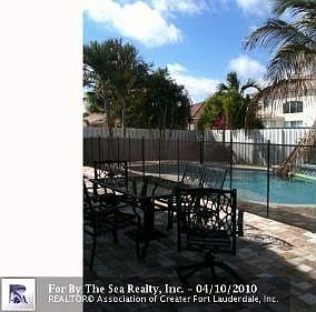2nd image of 1524 SW 186th Ave