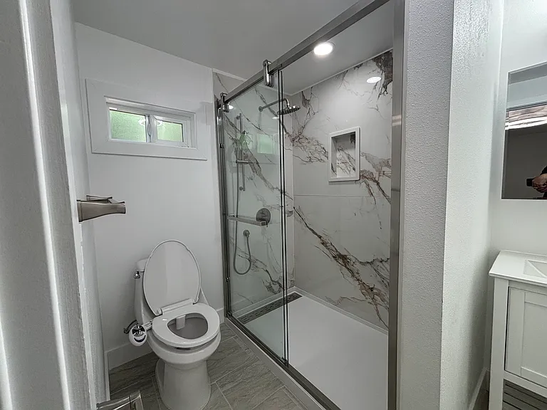444 E Military St #A & B — Photo 23