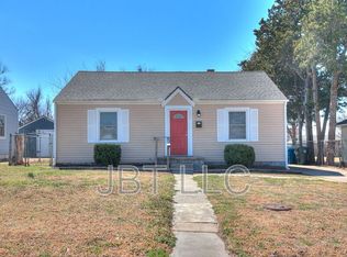 224 W Ercoupe Dr, Midwest City, OK 73110