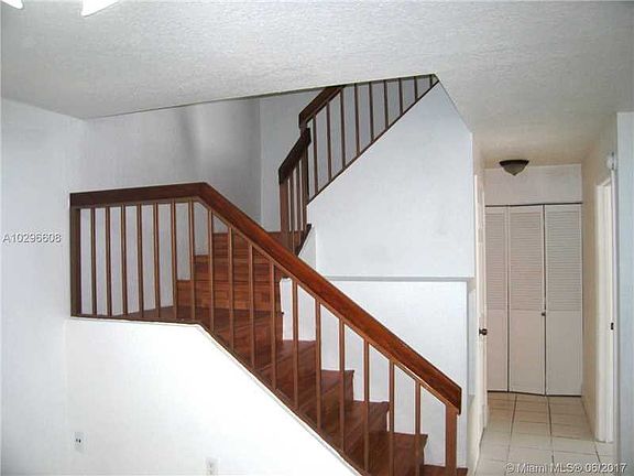 4th image of 20904 Leeward Ct #2282