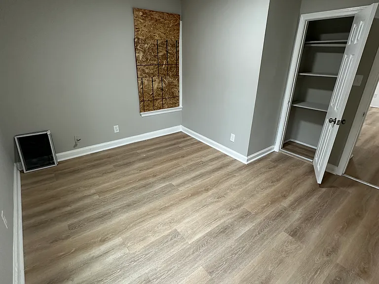 433 Greenwich Ave #2 — Photo 11