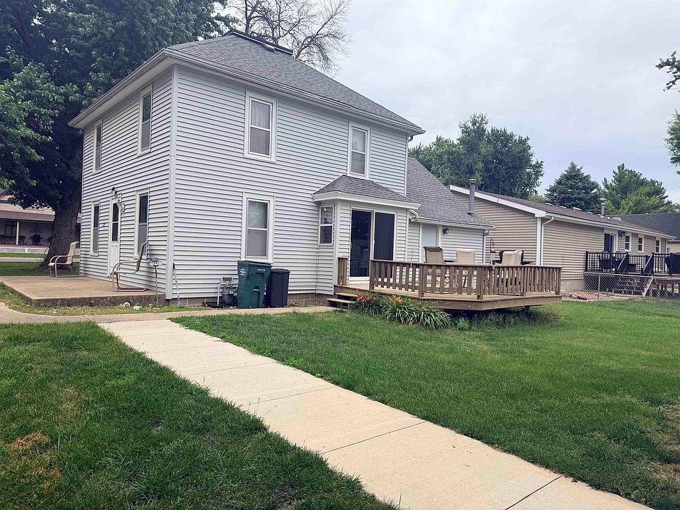 1st image of 235 Williams St