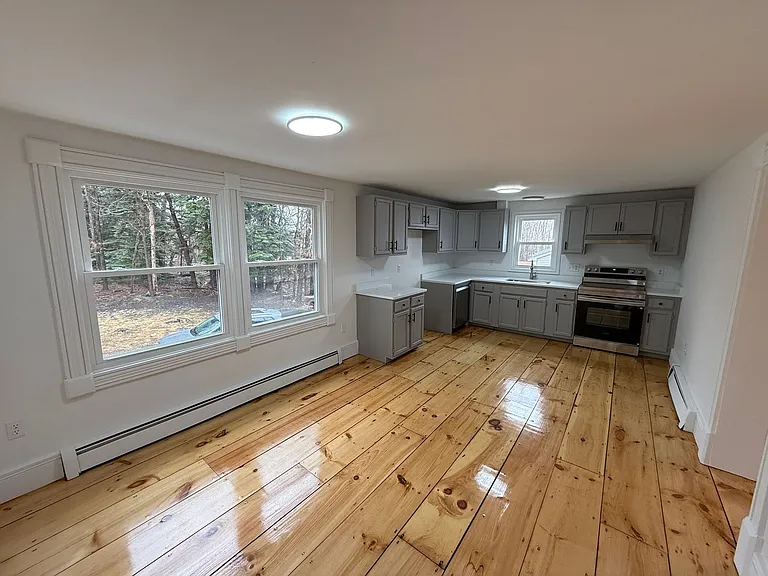 17 N Maple St — Photo 21