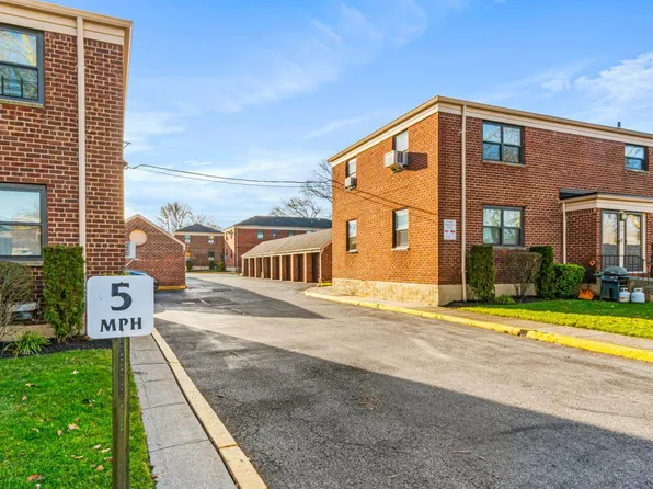 217-08 73rd Avenue image 6 of 29