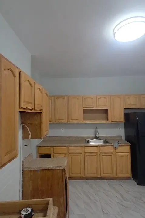 141-143 Chadwick Ave