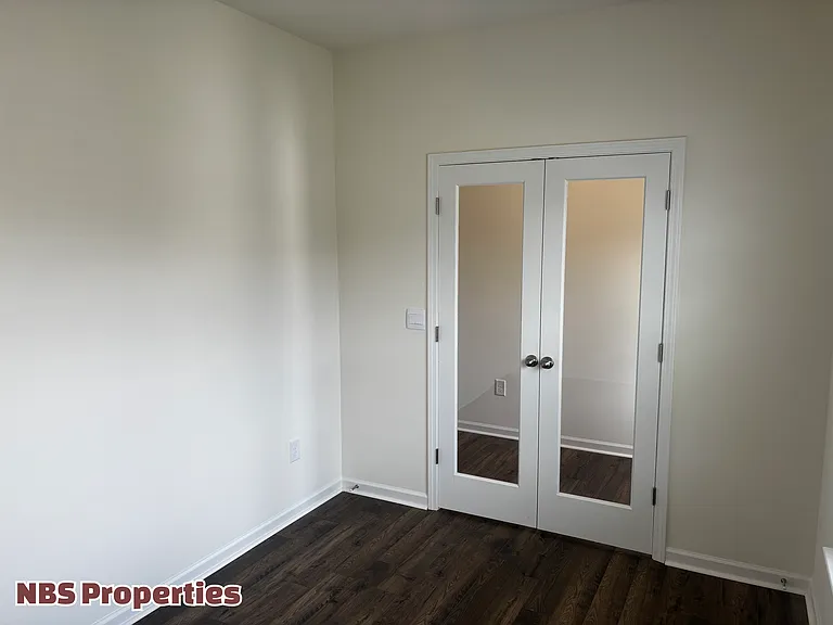 12309 Manhattan Ln — Photo 4