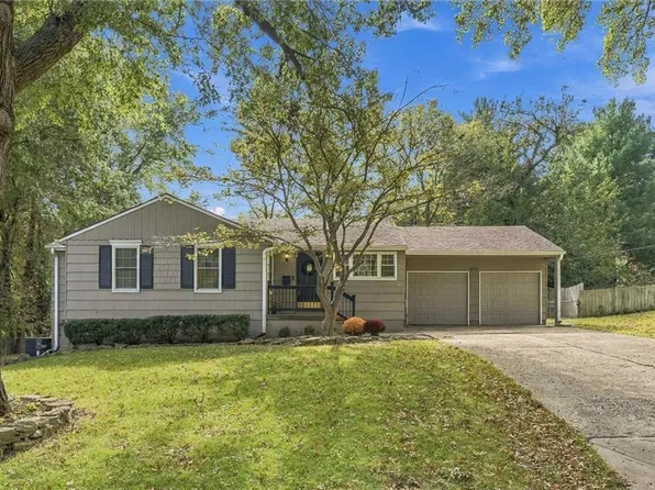 4717 W 77th Pl, Prairie Village, KS 66208