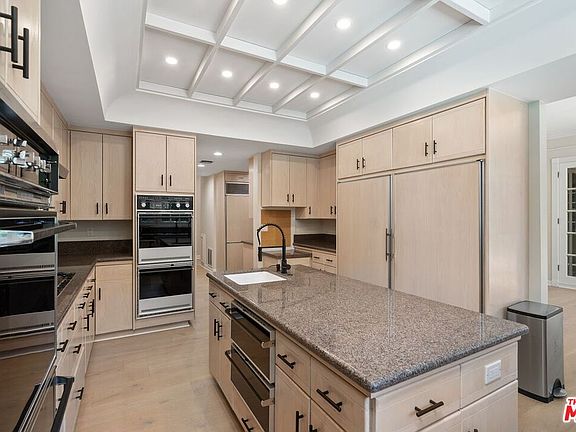 611 N Rodeo Dr, Beverly Hills, CA 90210 | Zillow